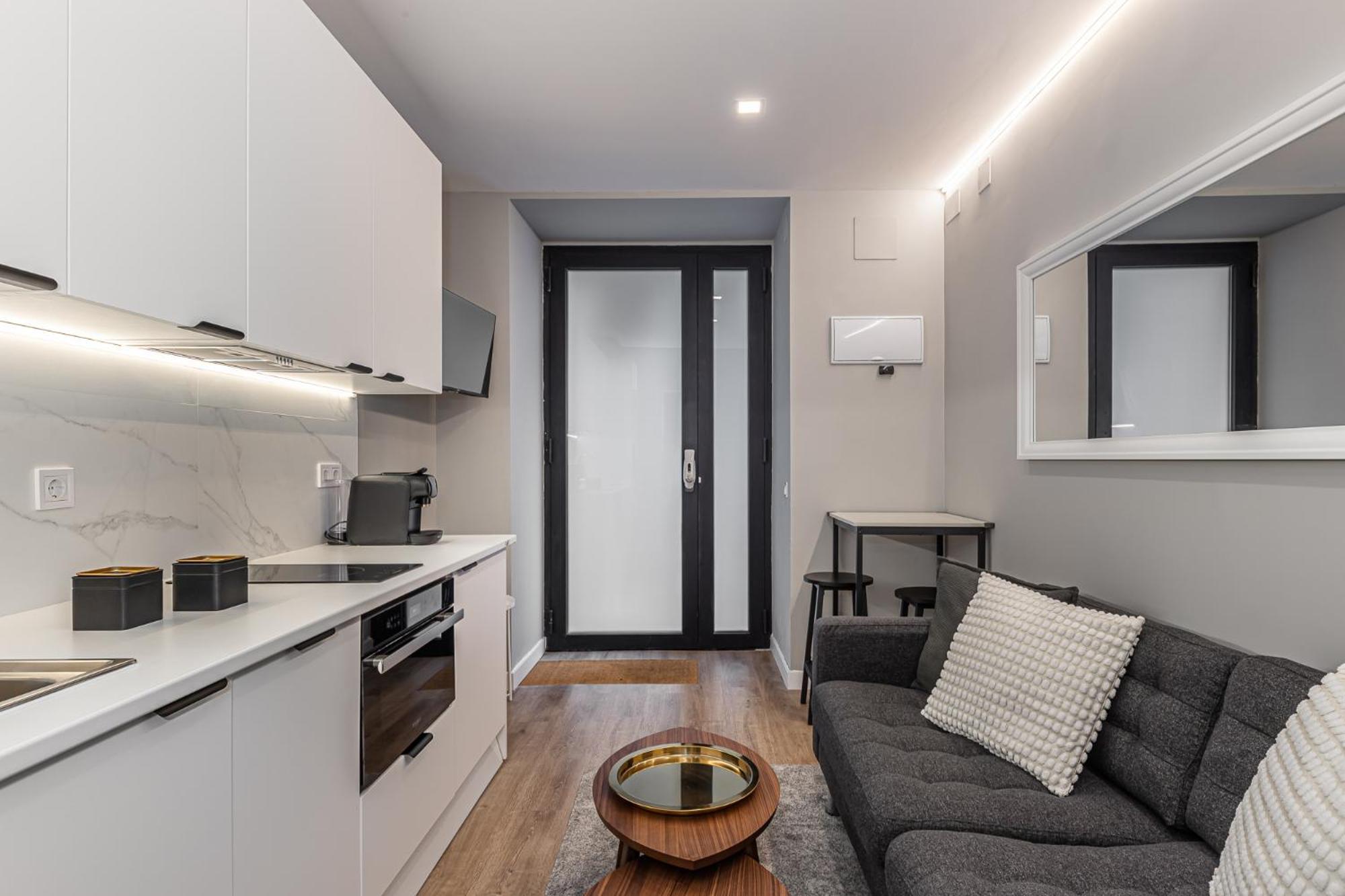 Waou Essence Iv Anton Martin - Corta Duracion Appartement